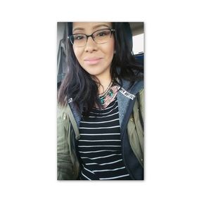 Meet your Posher, Leona